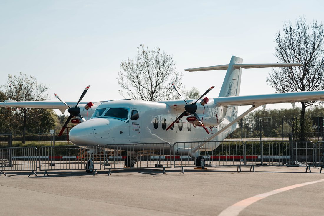 Cessna SkyCourier 408